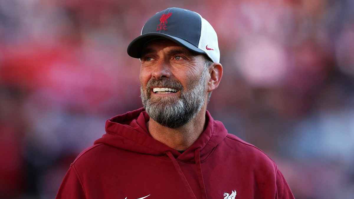 قبل فوات الأوان.. هل يهدي كلوب ليفربول "صفقتي الإنقاذ"؟