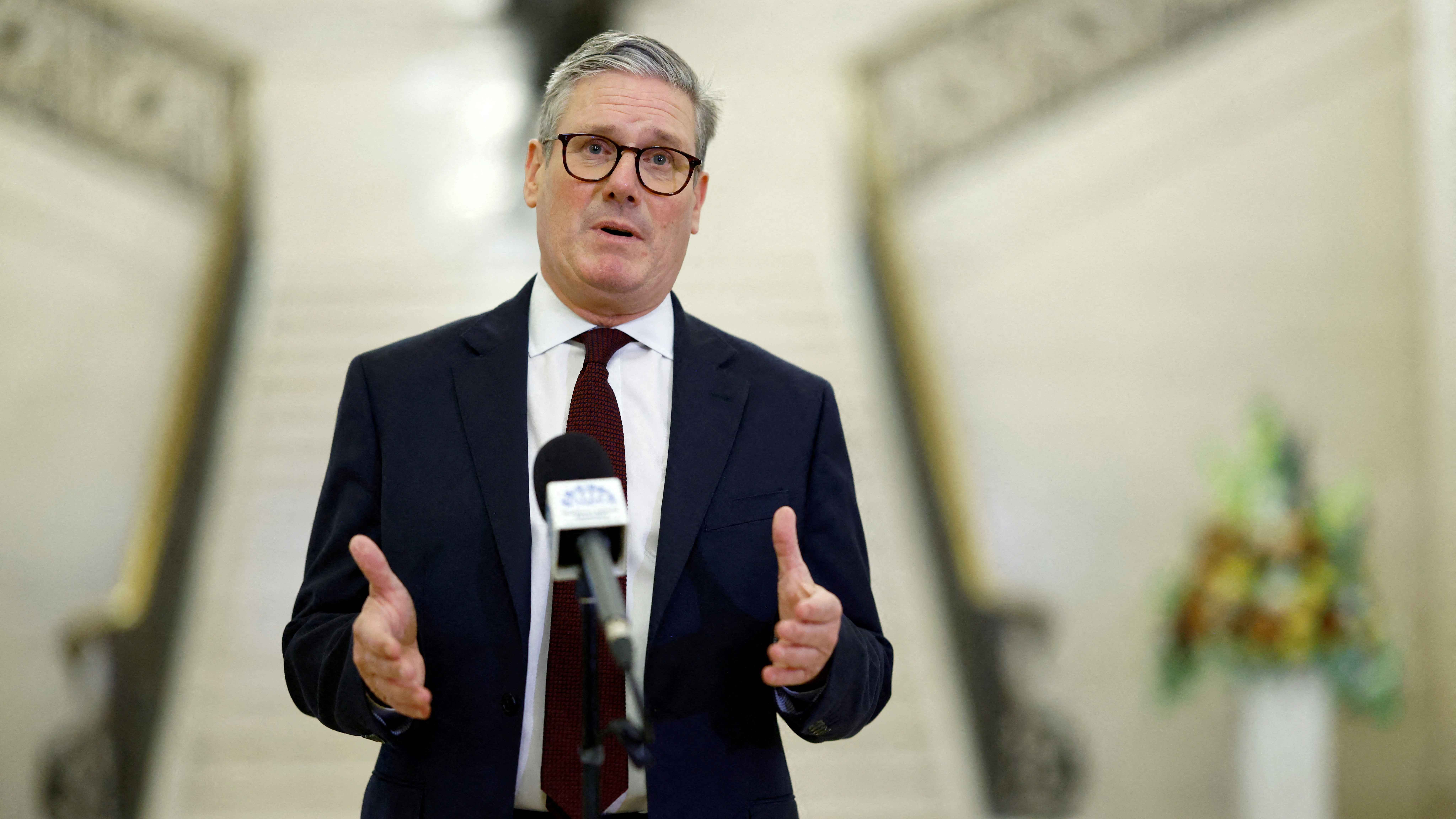 ستارمر: بريطانيا قد تعترف بفلسطين ولن أتبع أحدا