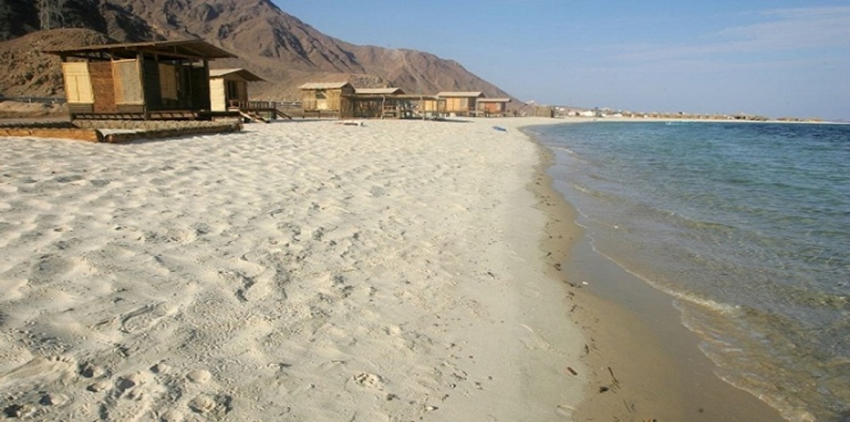 الإسرائيليون يتدفقون بأعداد كبيرة مجددًا على سيناء رغم نشاط داعش