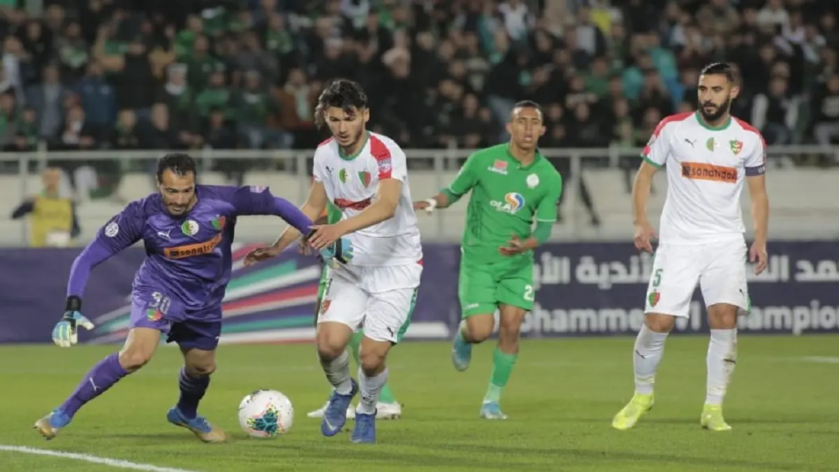 الرجاء البيضاوي يتأهل لنصف نهائي كأس محمد السادس رغم الخسارة أمام مولودية الجزائر (فيديو)