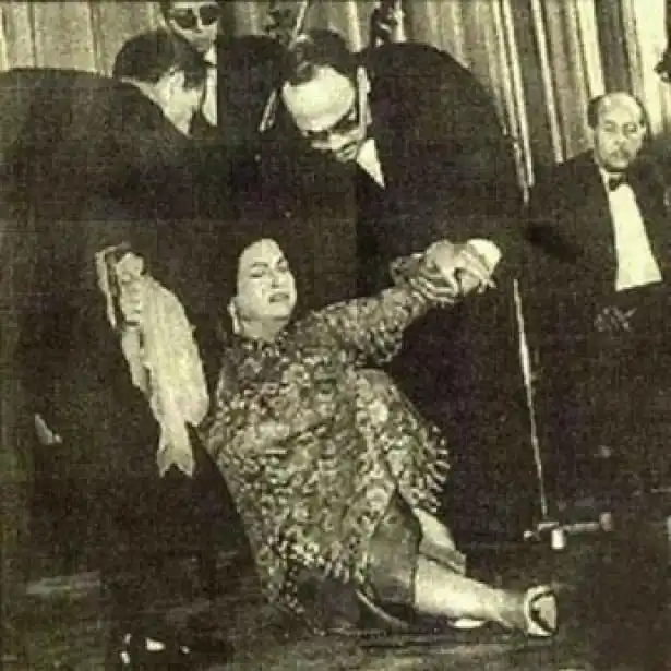 سقوط أم كلثوم