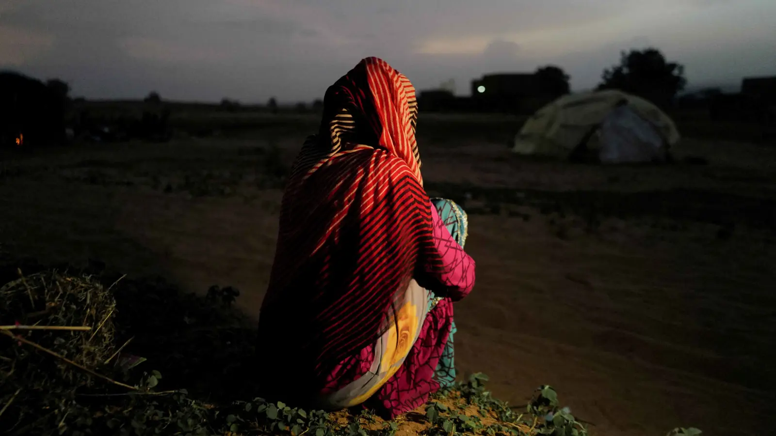 مجزرة في "العامرية".. مقتل العشرات بقصف جوي للجيش السوداني