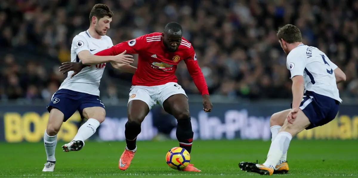 مباراة مانشستر يونايتد وتوتنهام.. هل يدق بوكتينيو المسمار الأخير في نعش مورينيو؟