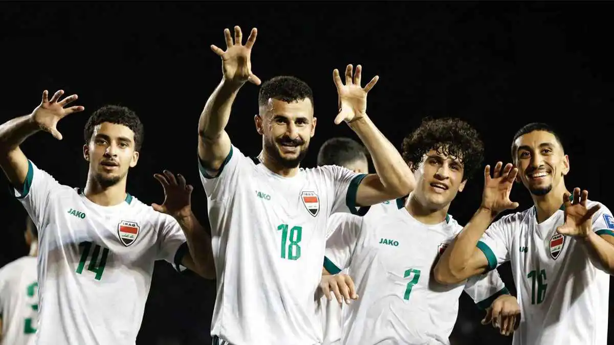 موقف إنساني لافت من أيمن حسين تجاه يزن النعيمات بعد جراحة الرباط الصليبي (صورة)