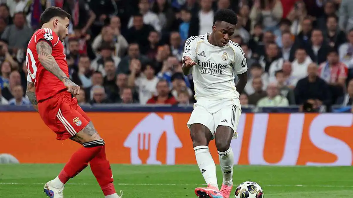 فينيسيوس يوجه ضربة لـ4 أساطير في دوري أبطال أوروبا