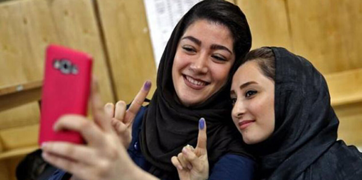 المتشددون يتقدمون في طهران والإصلاحيون يحصدون أصوات السنة