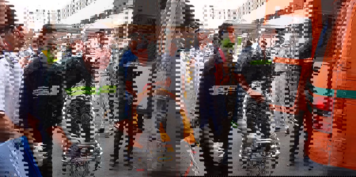 مصرع وإصابة 13 عاملًا إثر انهيار خط إنتاج أسمنت شمال سيناء