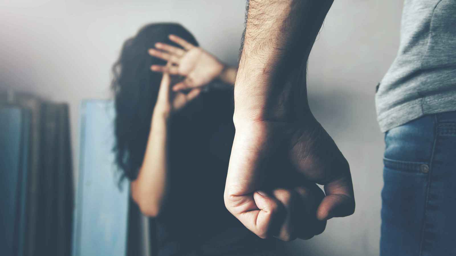 "140 امرأة يوميا".. إحصائية "مرعبة" لضحايا العنف الأسري