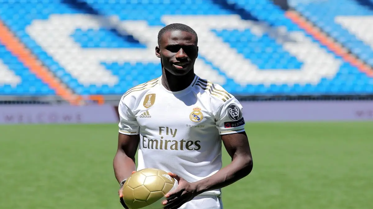 فيرلاند ميندي ينضم إلى قائمة المصابين في ريال مدريد