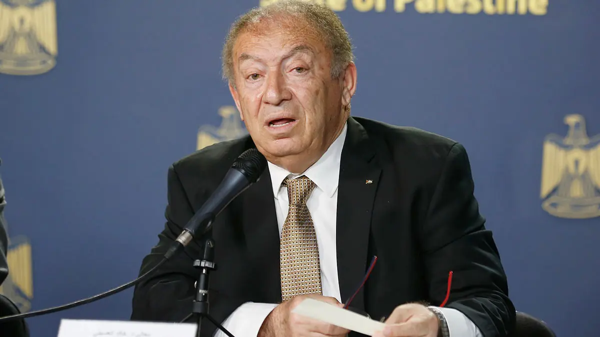 الحكومة الفلسطينية تنشئ مصانع تعمل على "الروبوت"