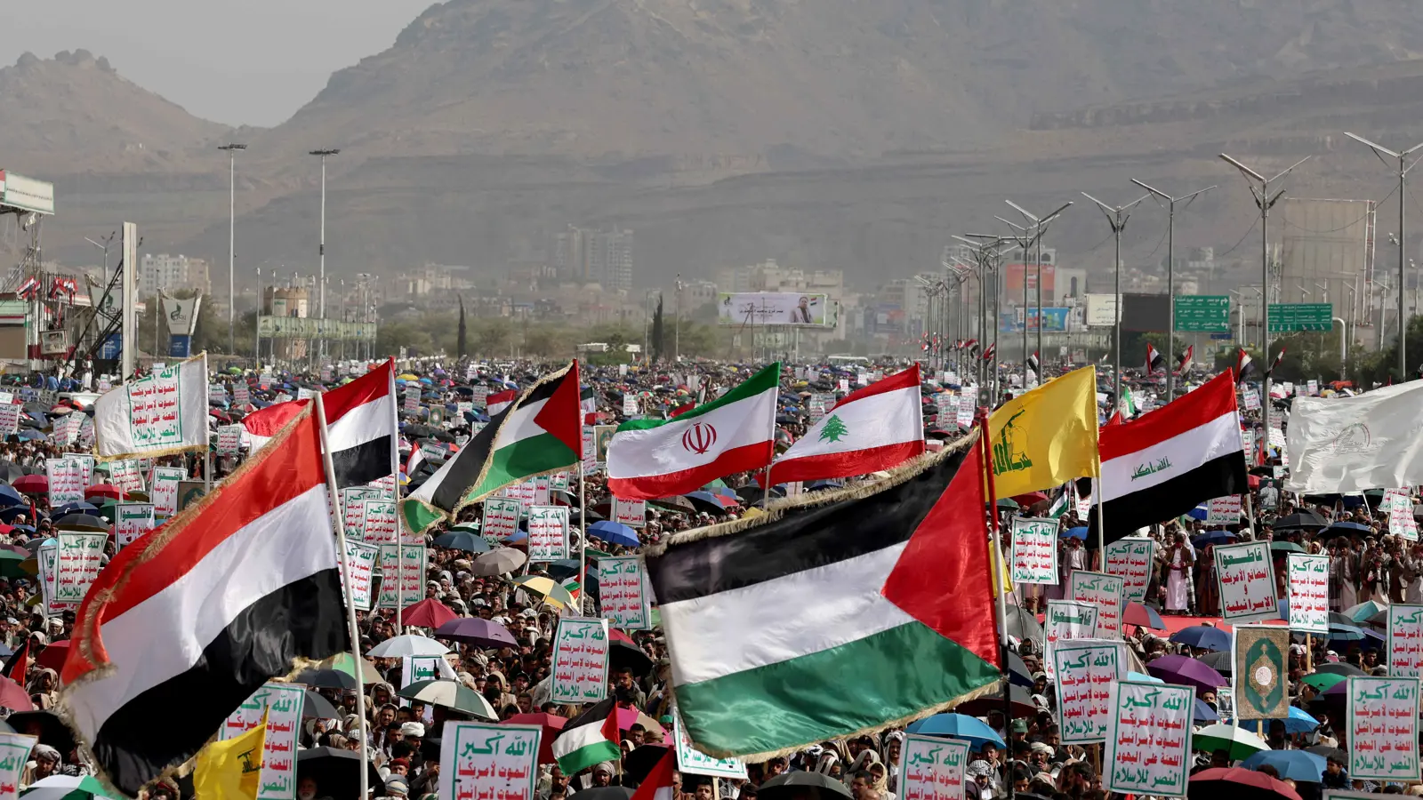 "قائمة الـ40 مطلوباً".. خطر الاغتيالات يطارد كبار قادة إيران