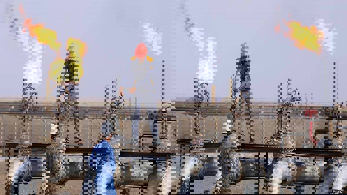 أسعار النفط تواصل خسائرها للجلسة الثانية بفعل بيانات صينية ضعيفة