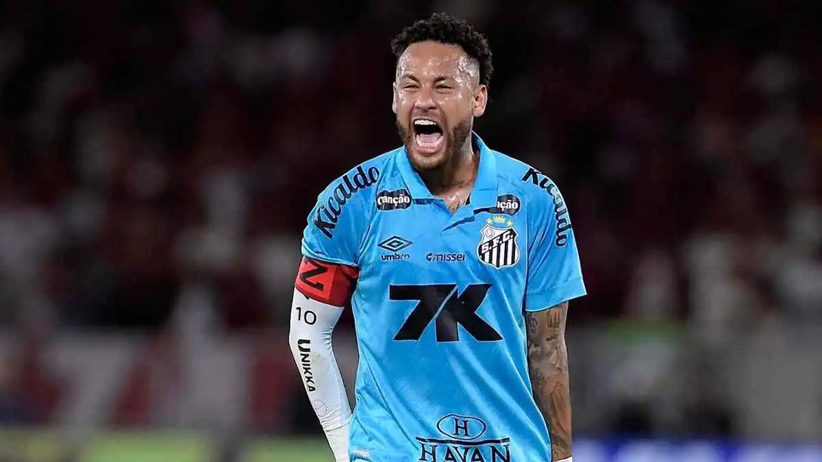 غاضب للغاية.. نيمار يقلد لقطة فينيسيوس المثيرة للجدل (فيديو)