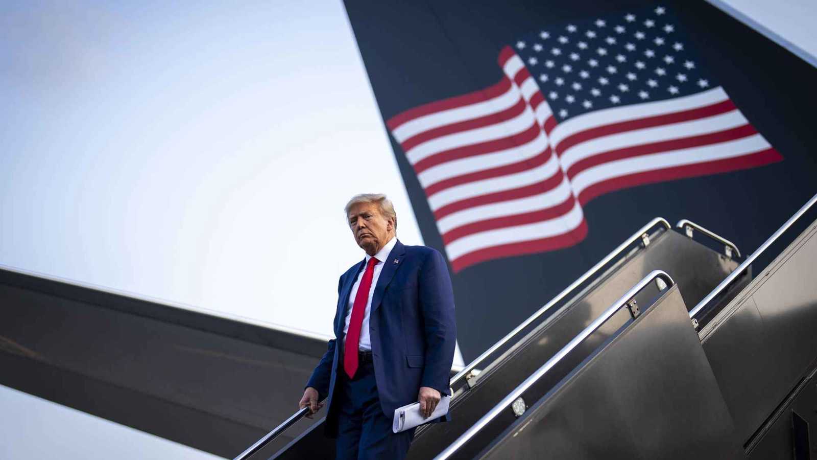 صانع السلام يفجّر سباق التسلح.. كيف أربكت تناقضات ترامب العالم؟