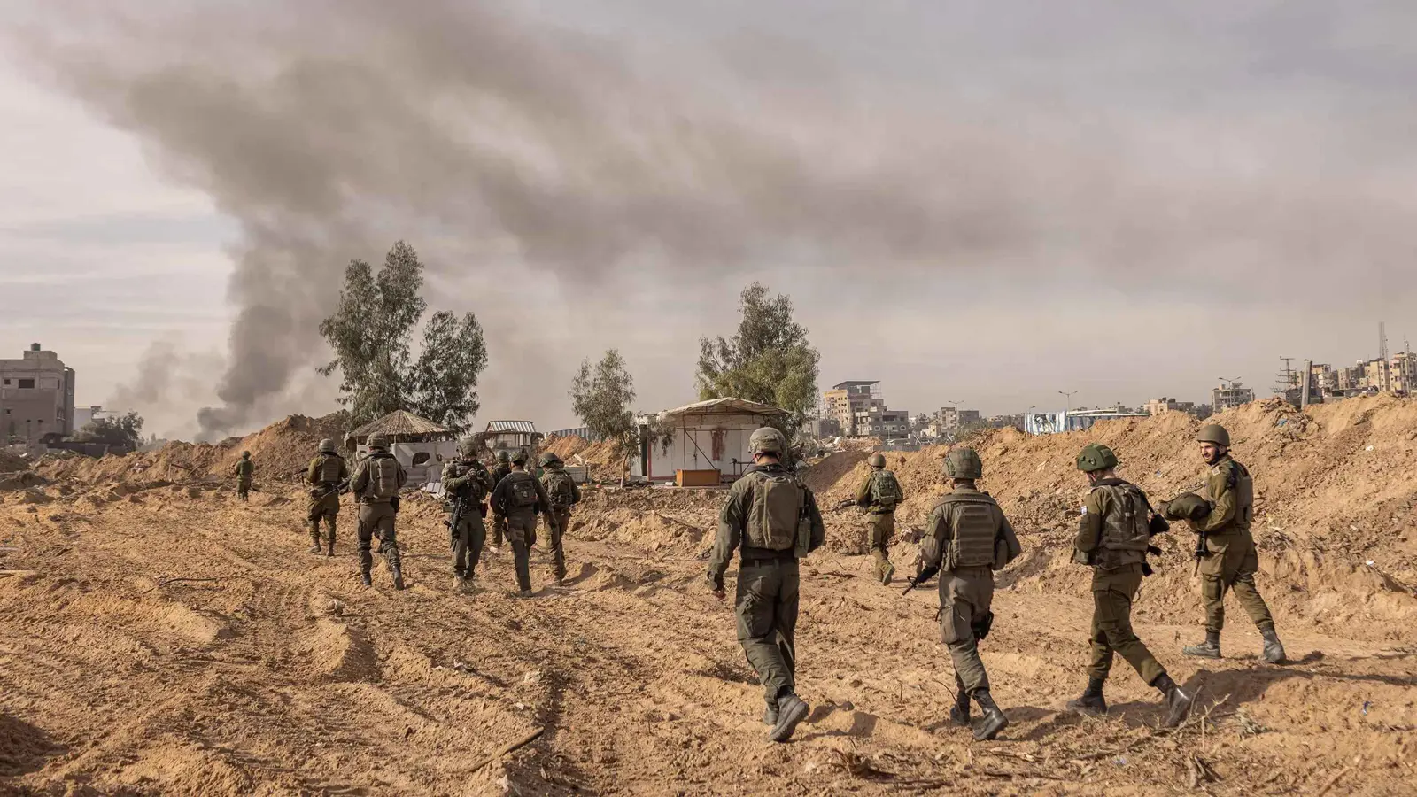 مقتل وإصابة جنود إسرائيليين بعملية مزدوجة شمالي غزة