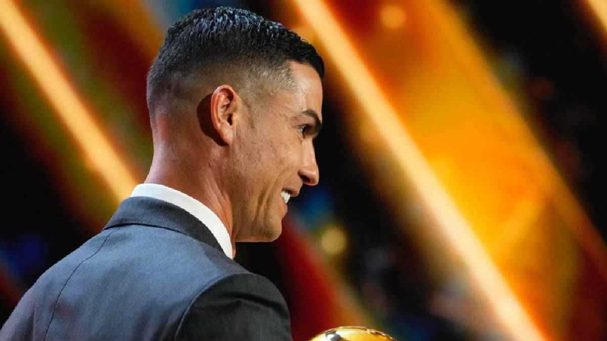 رغم عدم الفوز بأي لقب.. لماذا توج كريستيانو رونالدو بجائزة غلوب سوكر؟