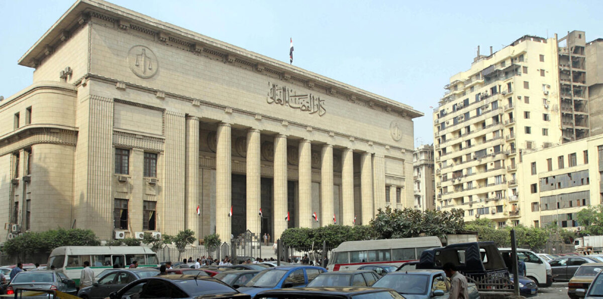 إحالة 16 مسؤولًا مصريًا للمحاكمة بتهمة إهدار 38 مليون جنيه