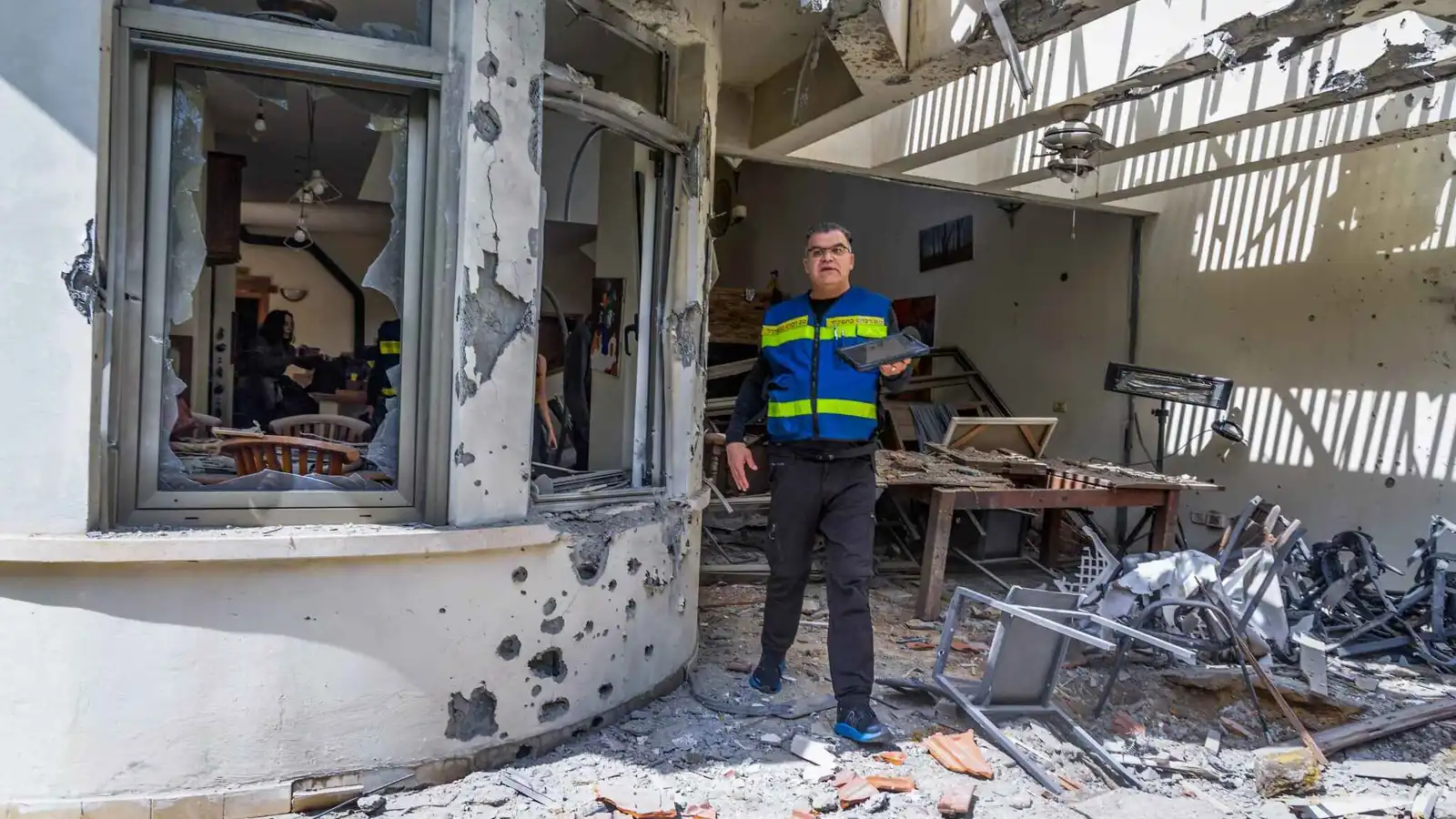 20 صاروخاً.. إسرائيل ترصد تغيّرًا في الهجمات الإيرانية الأخيرة