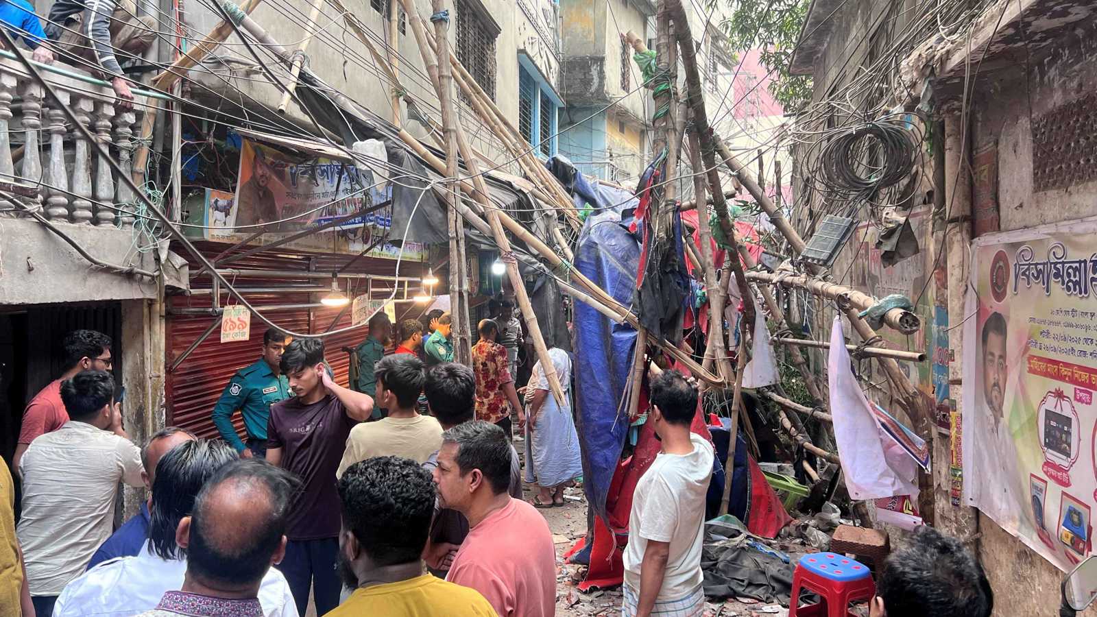 3 قتلى جراء زلزال ضرب وسط بنغلاديش (فيديو)