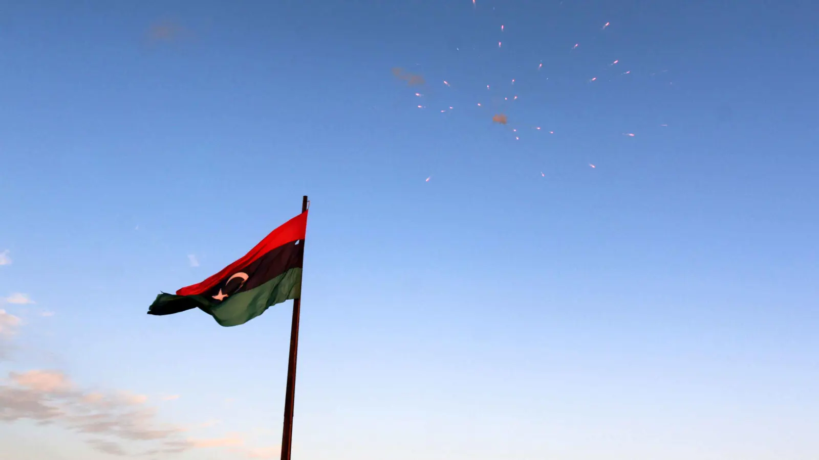 بعد إعلان المنفي عن "أفكار جديدة".. هل اقترب توحيد الجيش الليبي؟