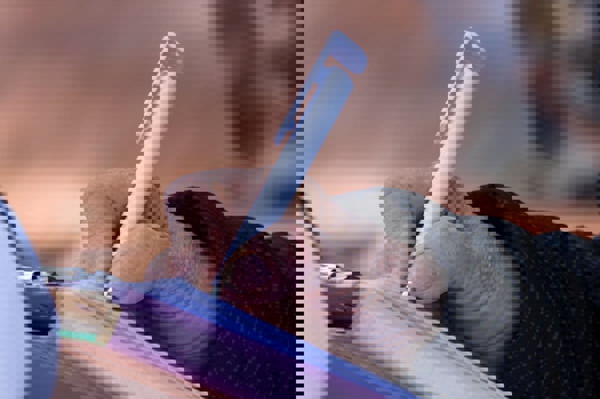 الكويت تعيد معلميها المتقاعدين للتدريس 