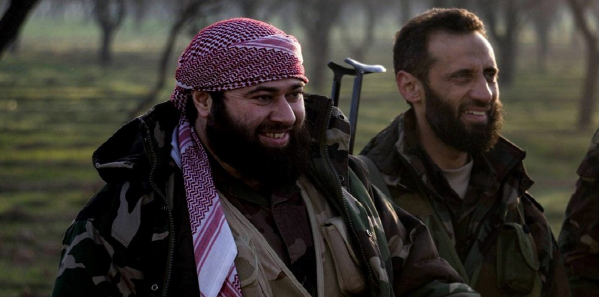 قائد "جيش الإسلام" يغادر الغوطة السورية ومقاتلوه يسلمون أسلحتهم الثقيلة