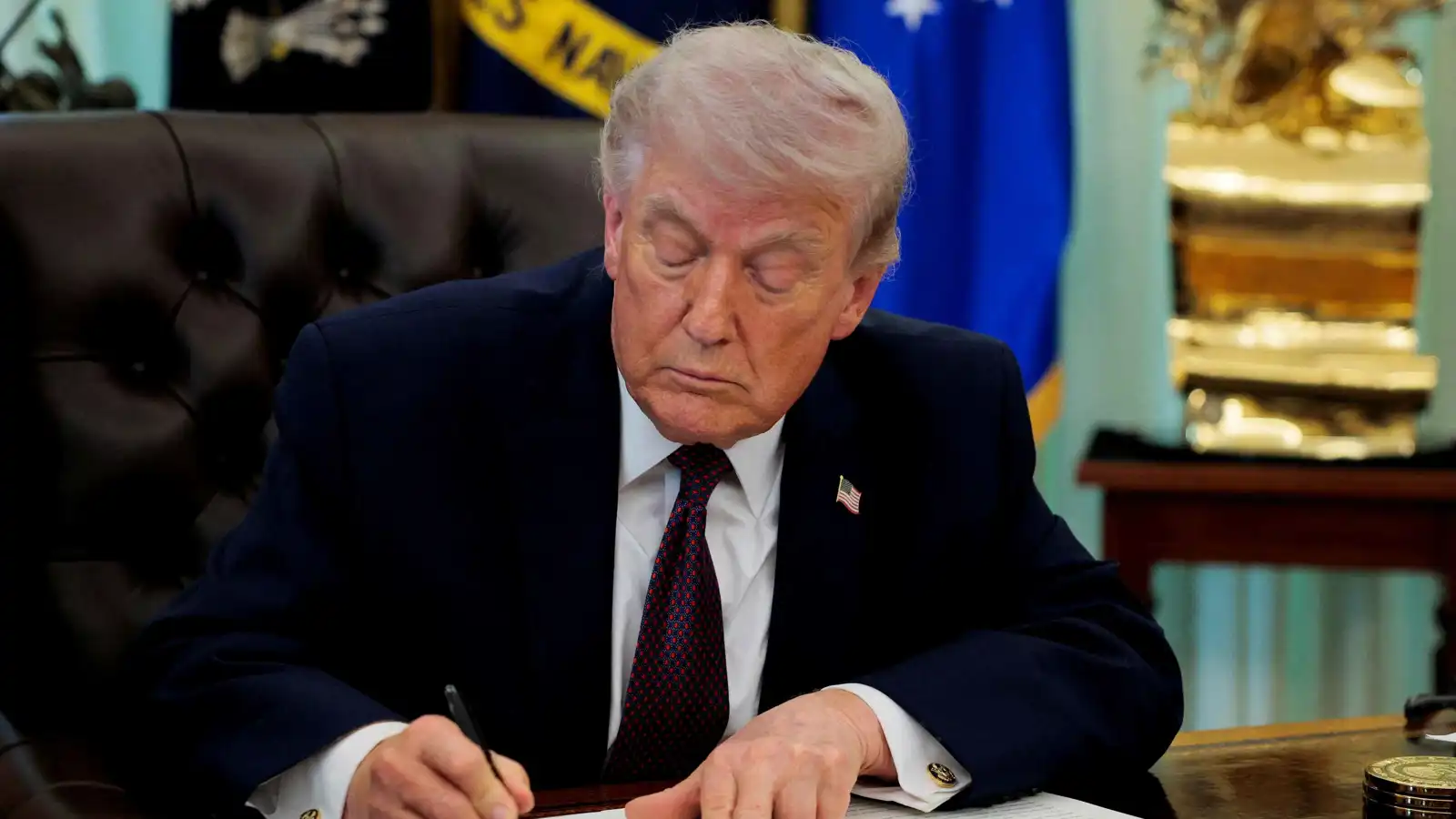 ترامب: سننسحب سريعا من إيران وقد نعود لشن ضربات محددة