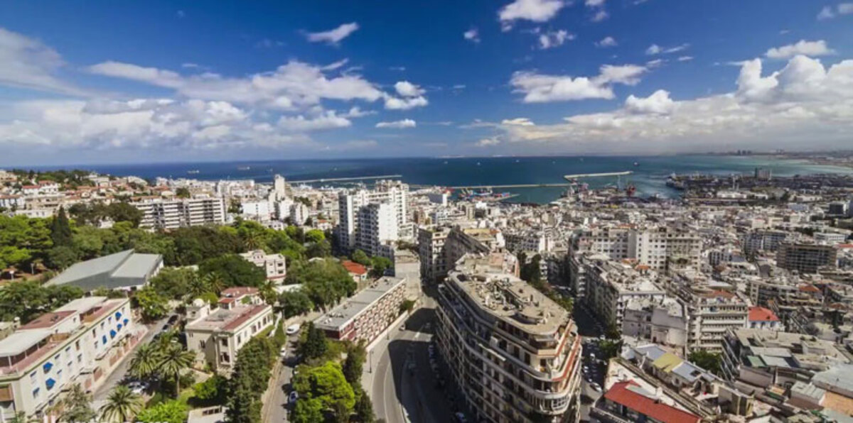 فضيحة فساد جديدة تهزّ قطاع السياحة في الجزائر