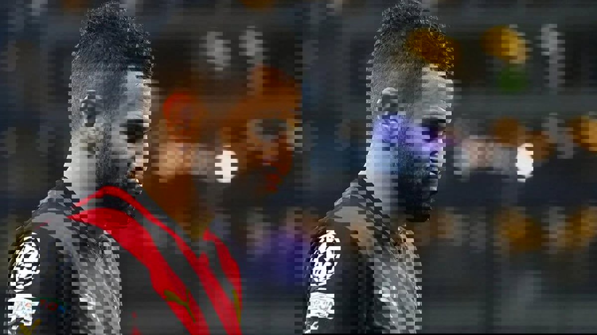 الحزن يسيطر على رياض محرز بعد استبداله في مباراة مانشستر سيتي ضد كوبنهاغن