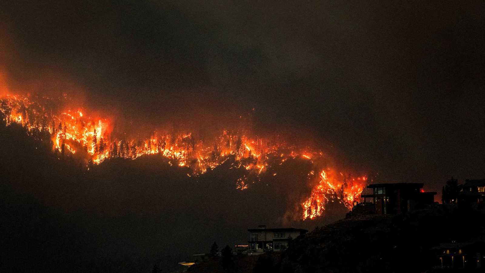 حرائق الغابات في كندا تفاقم تلوث الهواء شمالي أمريكا