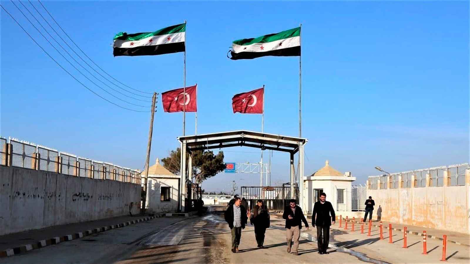 "بشكل كامل".. الحكومة السورية تتوّلى إدارة معابر ريف حلب الشمالي