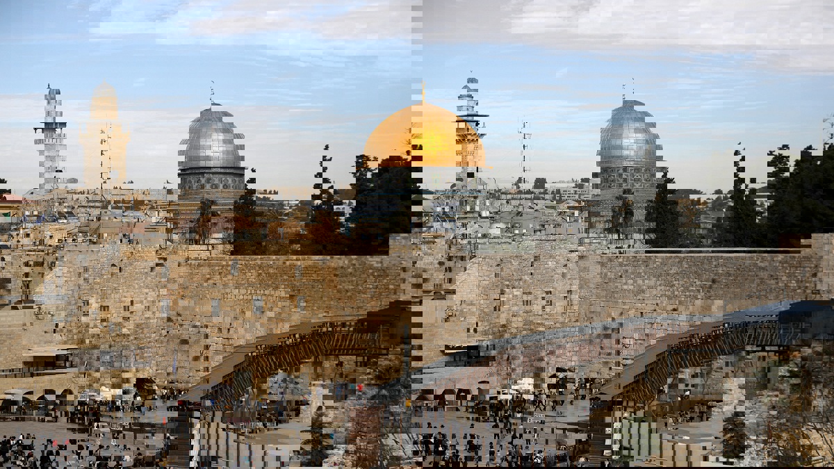 إسرائيل تبدأ تنفيذ مشروع القطار الهوائي في القدس المحتلة‎