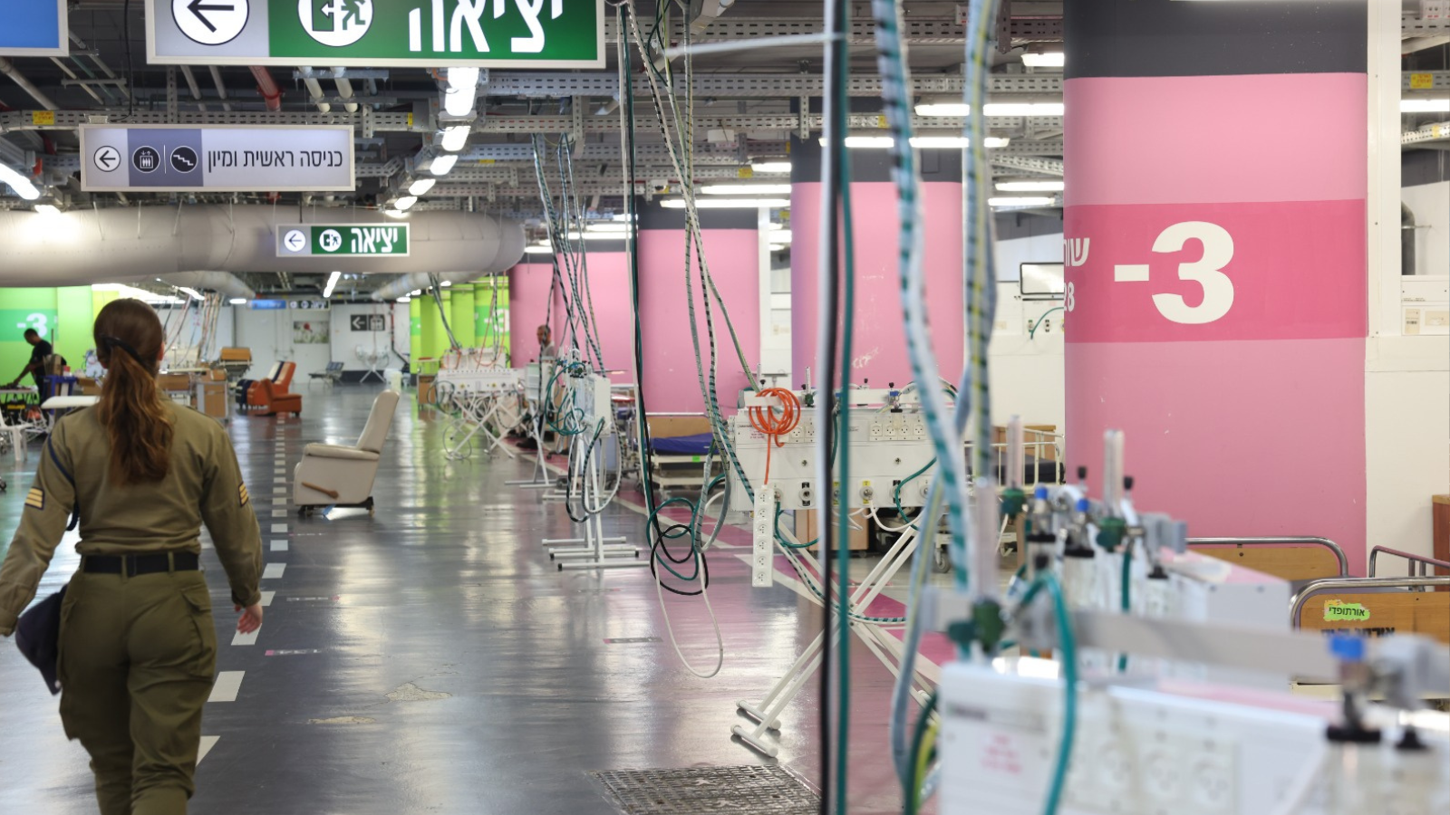 إسرائيل تستعد للأسوأ.. المستشفيات في حالة استنفار تحسباً لحرب إيران