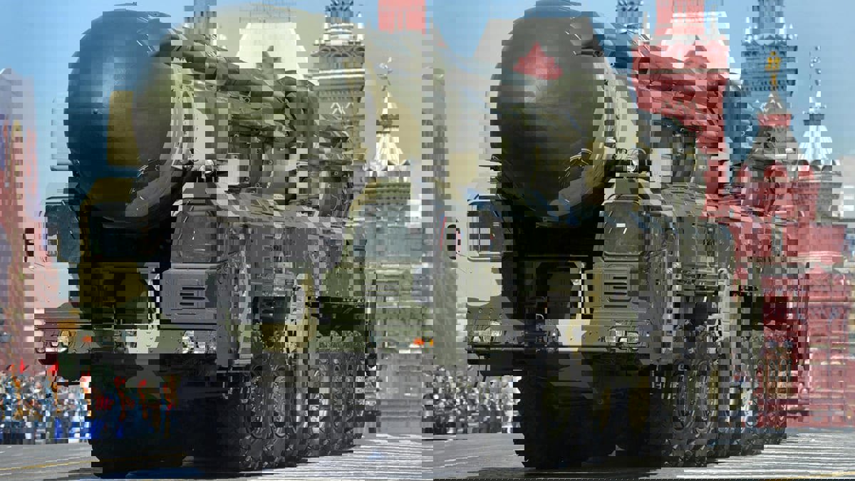 تهديد روسي وتحذير أميركي... والكلام عن سلاح نووي تكتيكي