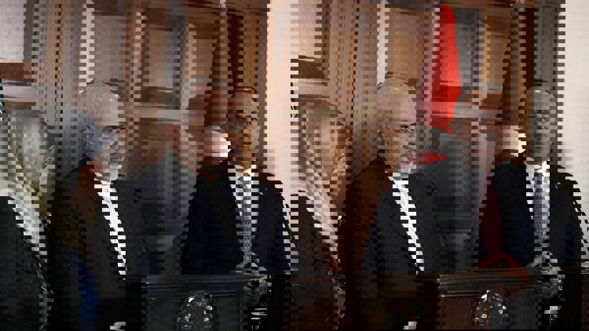 "وقفنا معكم في الشدائد".. وزير الخارجية التركي في مكالمة "حادة" مع نظيره الإيراني بعد "أزمة القصيدة"