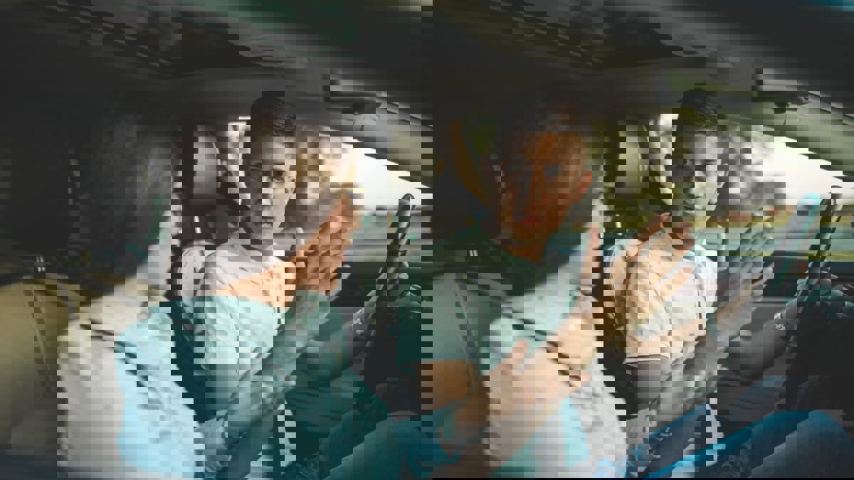 ما العادة الأكثر إزعاجًا للسائق؟ 