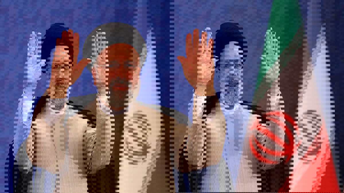 الرئيس الإيراني يؤكد جدية بلاده في "الحفاظ على الردع" بمياه الخليج وبحر عمان