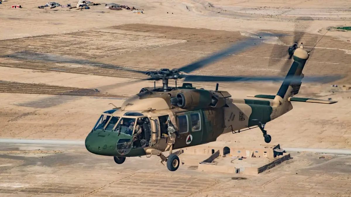 سقوط مروحية تابعة لحركة طالبان في "معقل المعارضة"