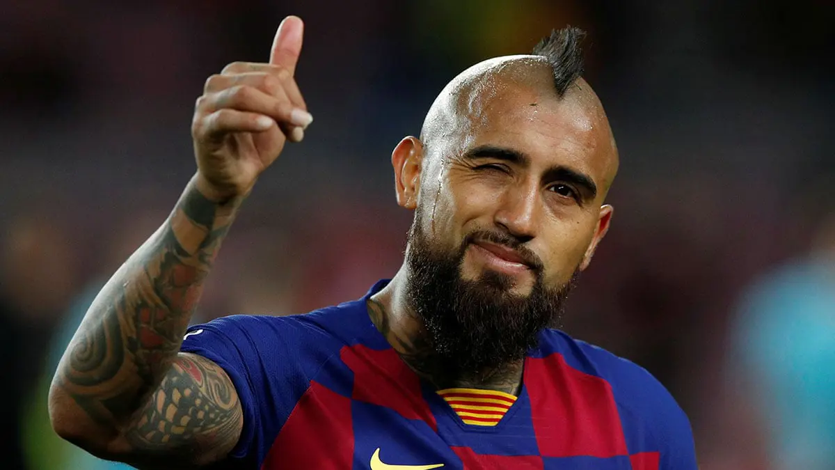 سوشيال ميديا الرياضة: فيدال يدعم ناديه القديم.. وسيبايوس يدخل تحدي الاحتفاظ بالكرة