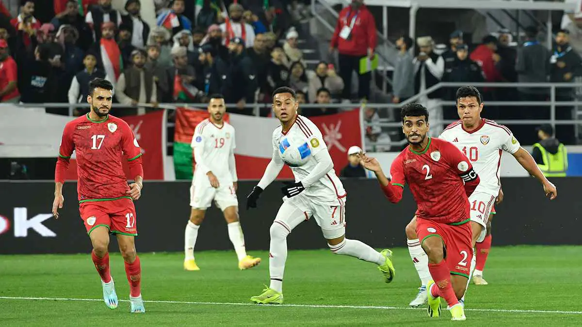 الموعد والقنوات الناقلة لمباراة عُمان ضد قطر في تصفيات كأس العالم