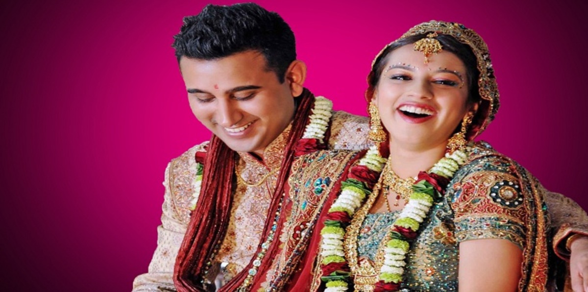 شاهد.. أغرب حفل زواج في الهند (فيديو)