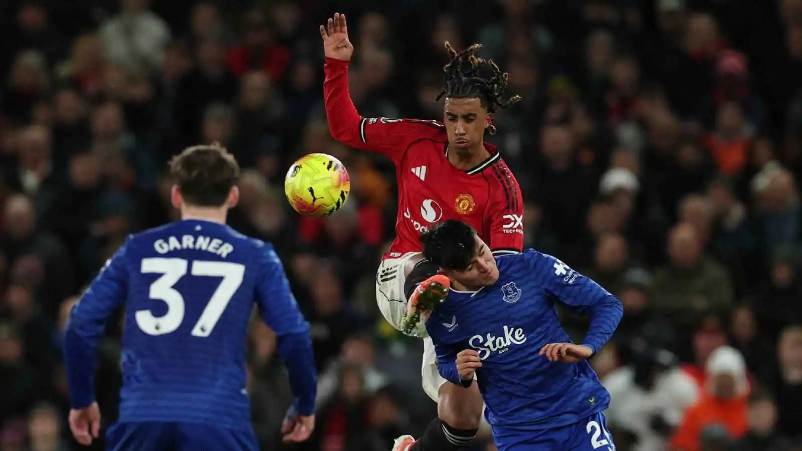 ترتيب الدوري الإنجليزي بعد خسارة مانشستر يونايتد أمام إيفرتون