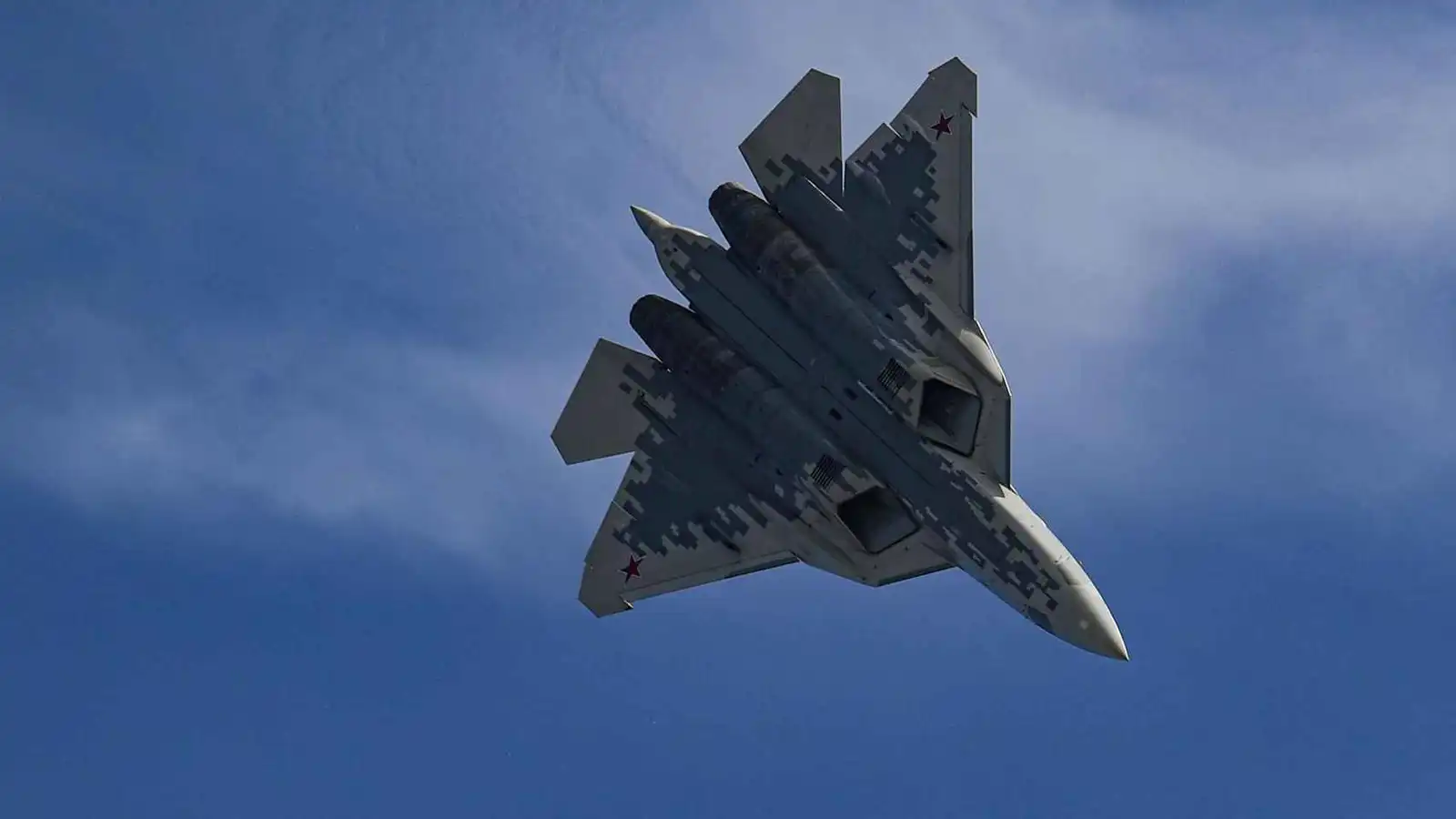 "الشبح الروسية" تربك الحلفاء.. ماليزيا على خط النار بين موسكو وواشنطن