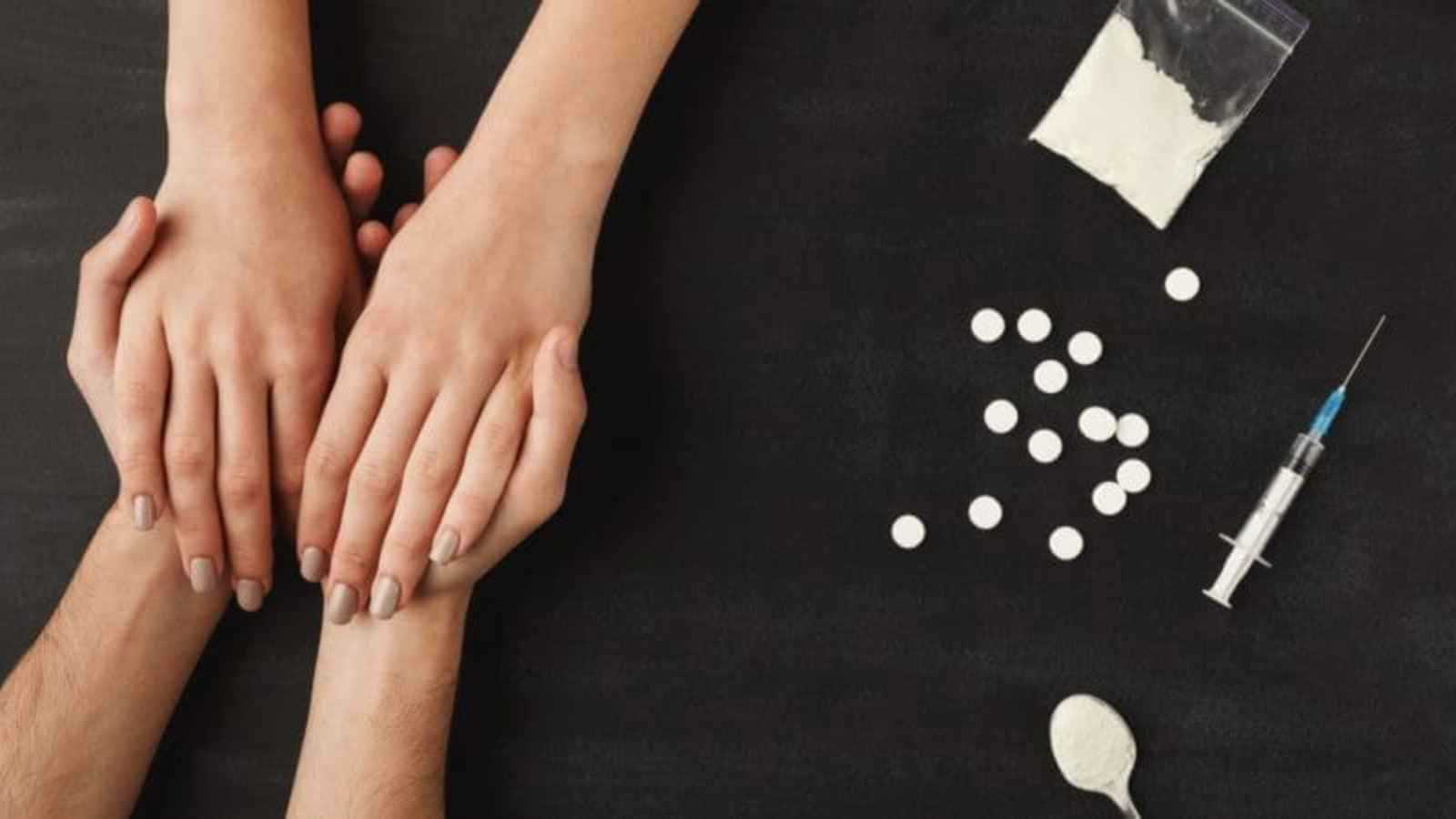 مصر.. إغلاق 15 مركزاً "غير مرخص" لعلاج الإدمان (صور)