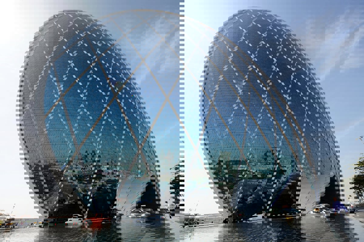 "الدار العقارية" الإماراتية تستحوذ على "لندن سكوير"