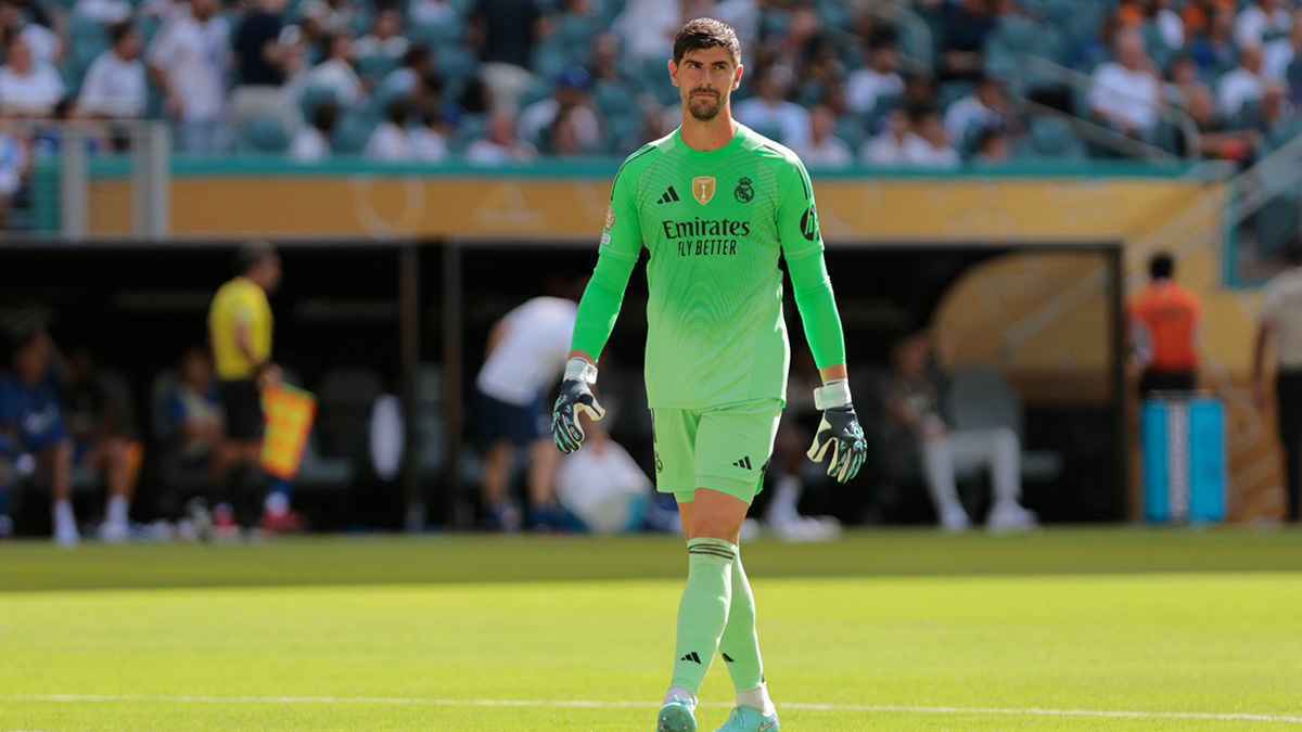 ما زلنا نلعب بأسلوب أنشيلوتي.. تصريحات نارية من كورتوا بعد التعادل مع الهلال