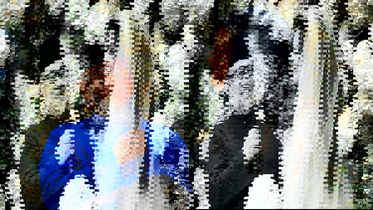 ملكة جمال روسيا تتحدى ملك ماليزيا السابق بإجراء اختبار الأبوة (صور)