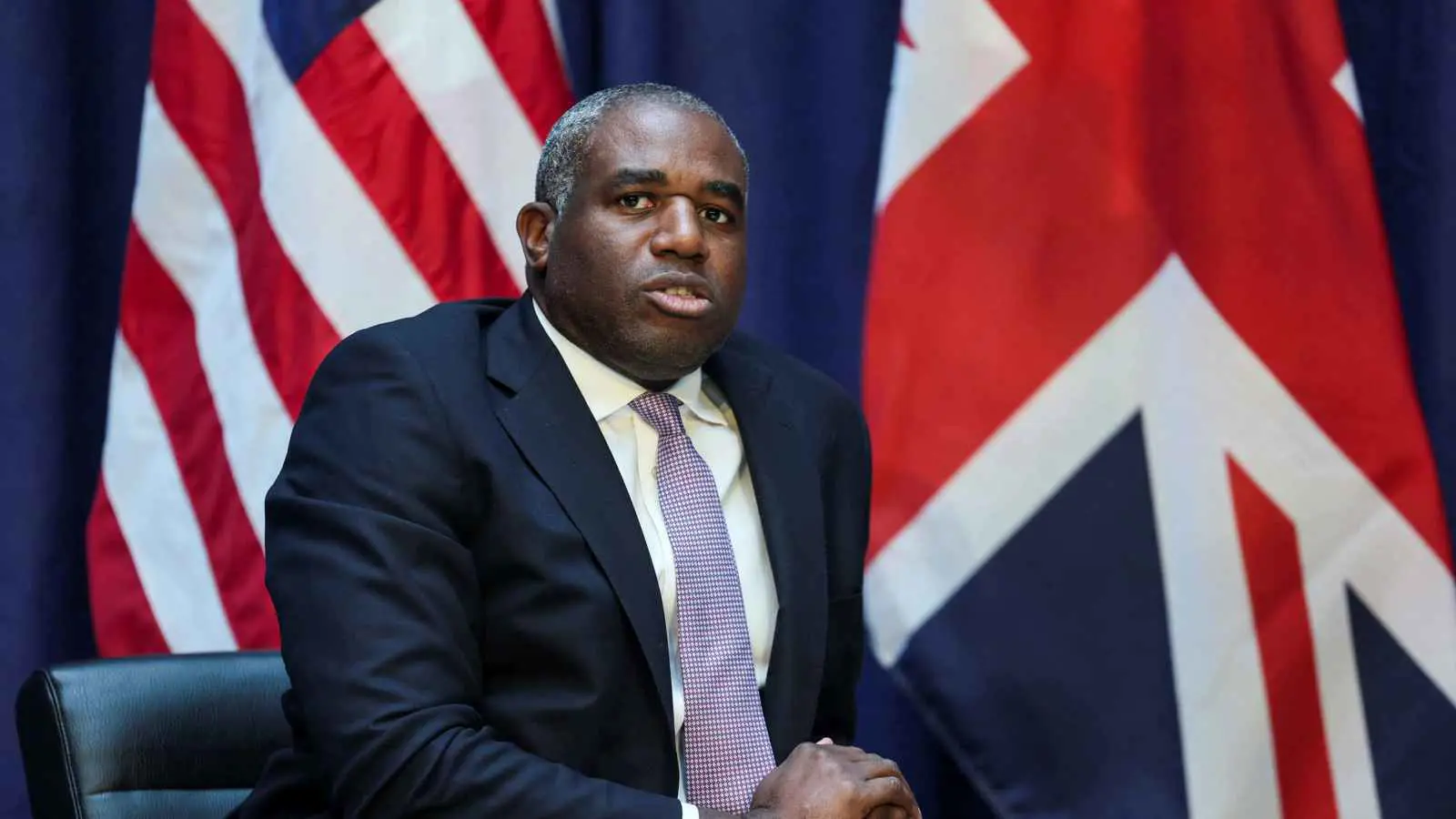 بعد لقاء مع روبيو.. لامي يحمل رسالة من واشنطن لطهران