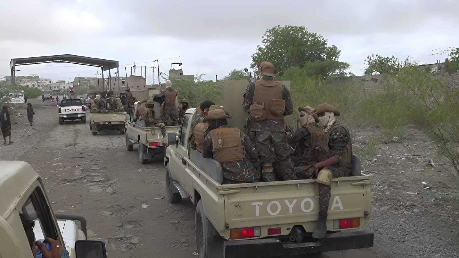 قيادي يمني في القوات الجنوبية يكشف سر التحشيد العسكري في أبين