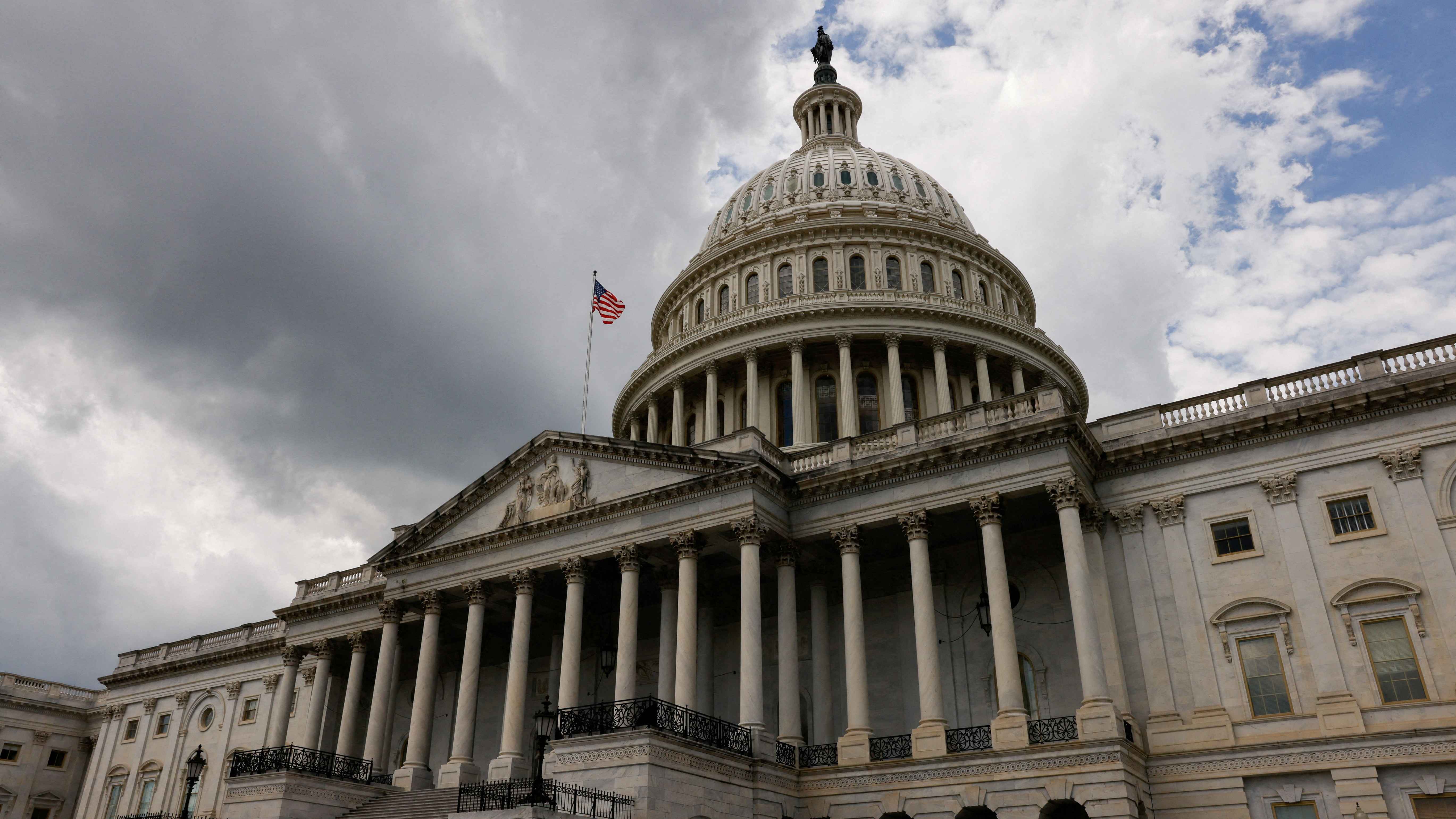 الجمهوريون يتقدمون في معركة السيطرة على مجلس النواب الأمريكي